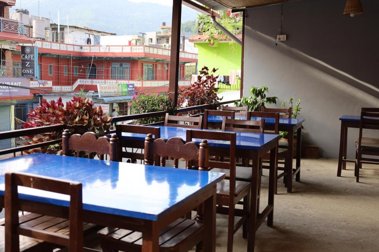 Margik Backpackers Hostel Pokhara Esterno foto