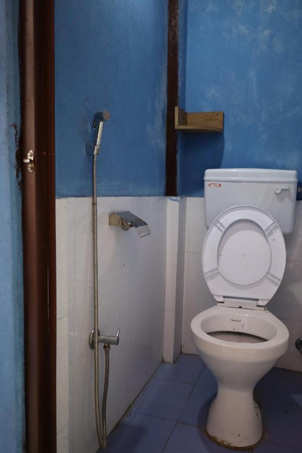 Margik Backpackers Hostel Pokhara Esterno foto