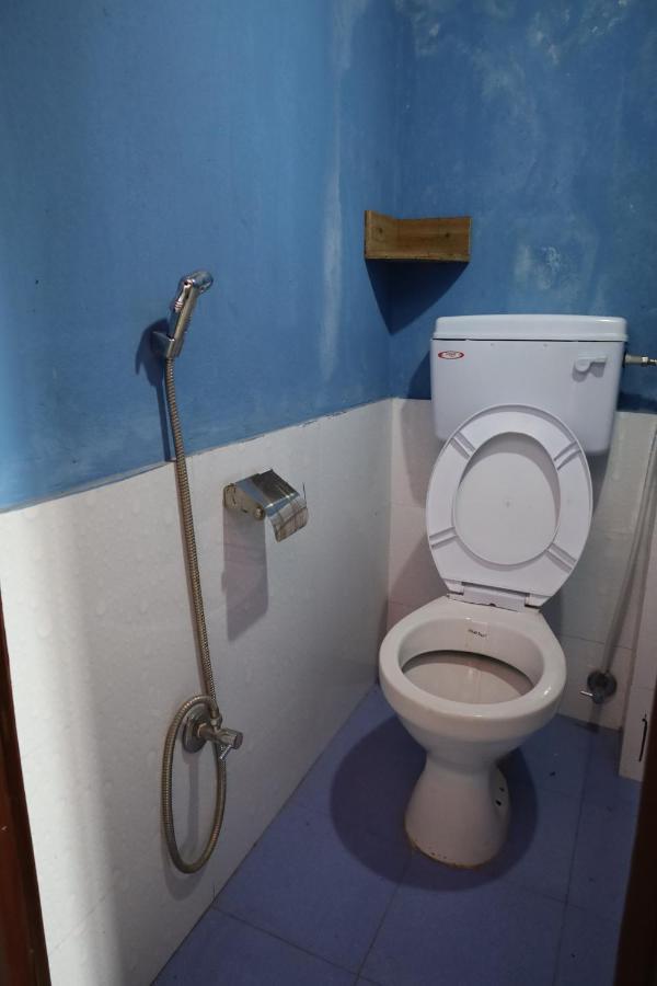 Margik Backpackers Hostel Pokhara Esterno foto
