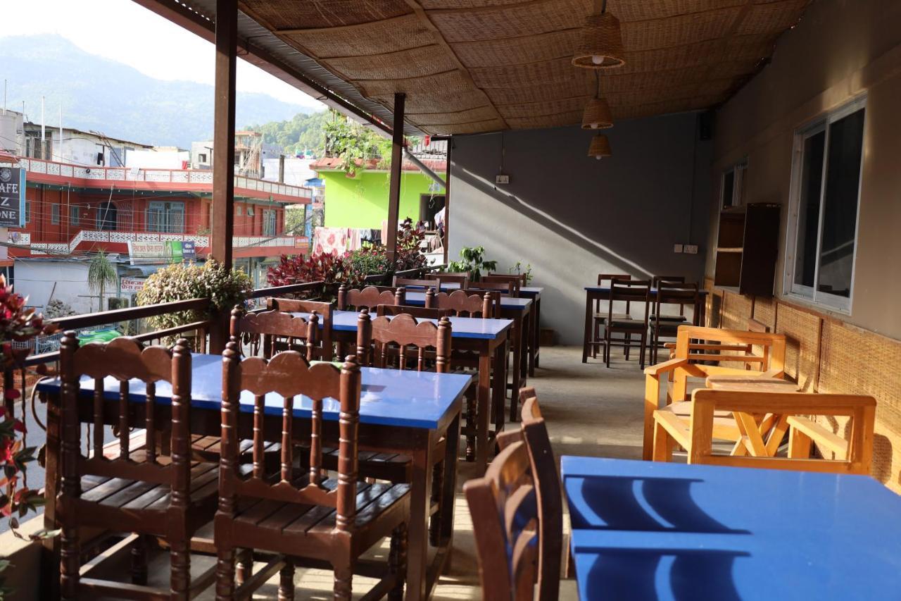 Margik Backpackers Hostel Pokhara Esterno foto